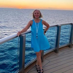 Meet your Posher, Christina